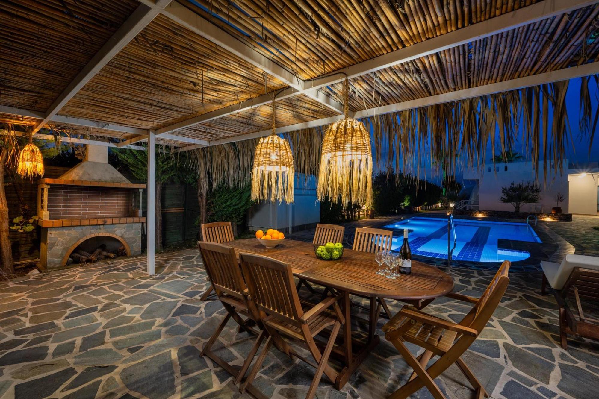 Villa Palmeras Soroni Екстер'єр фото