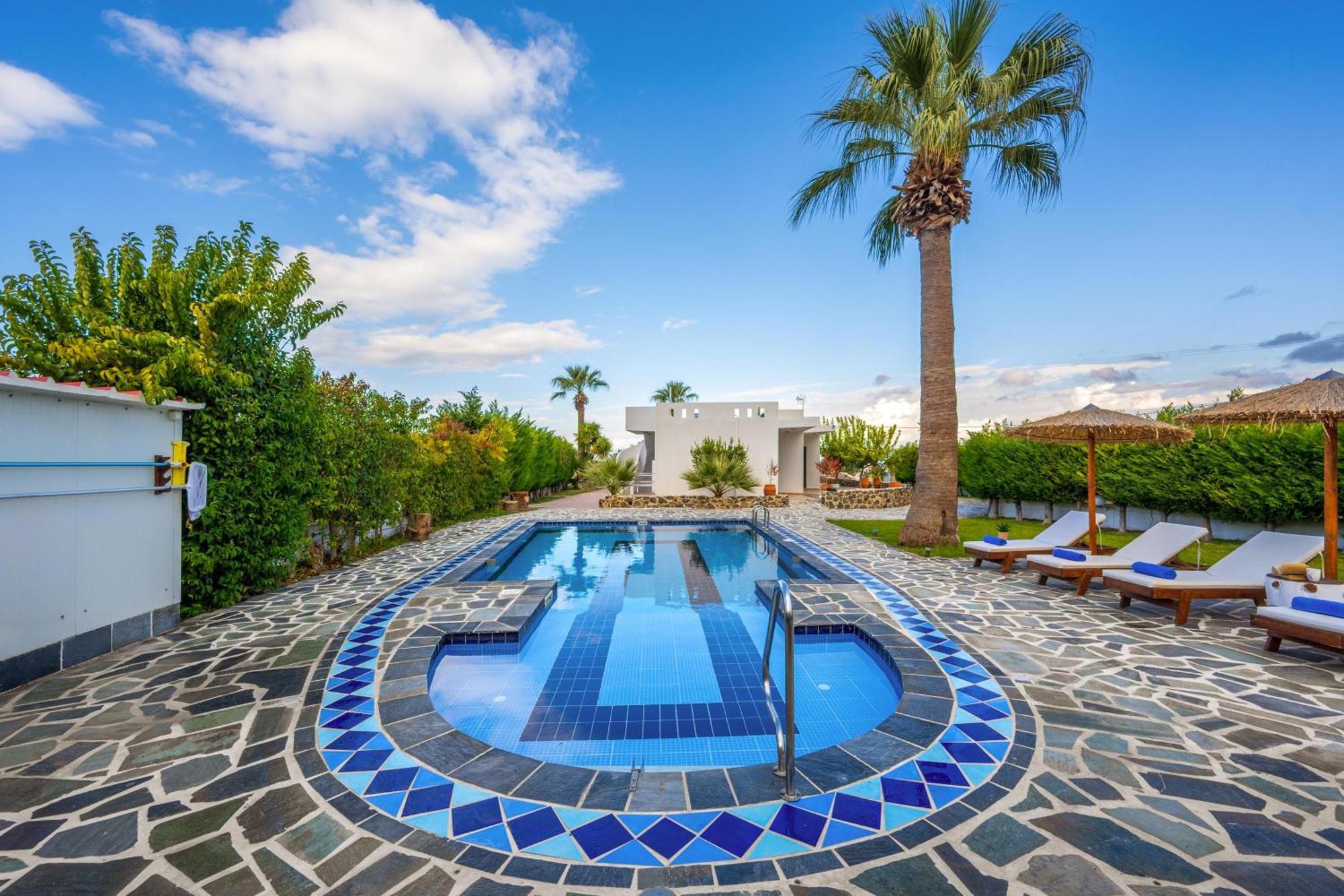 Villa Palmeras Soroni Екстер'єр фото